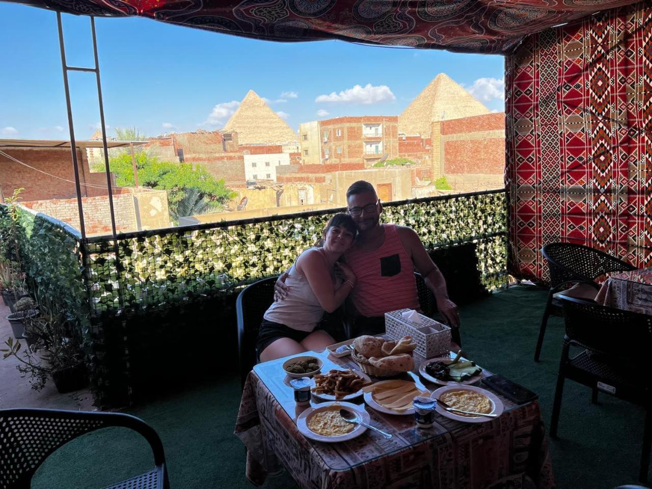 Jana Pyramids View In 3 Bed and Breakfast Kafret el-Gabal Buitenkant foto