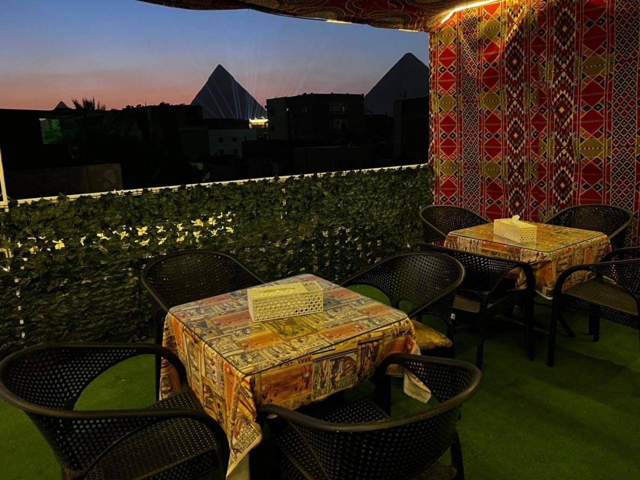 Jana Pyramids View In 3 Bed and Breakfast Kafret el-Gabal Buitenkant foto