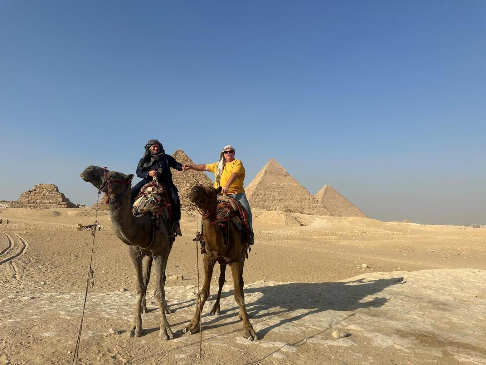 Jana Pyramids View In 3 Bed and Breakfast Kafret el-Gabal Buitenkant foto