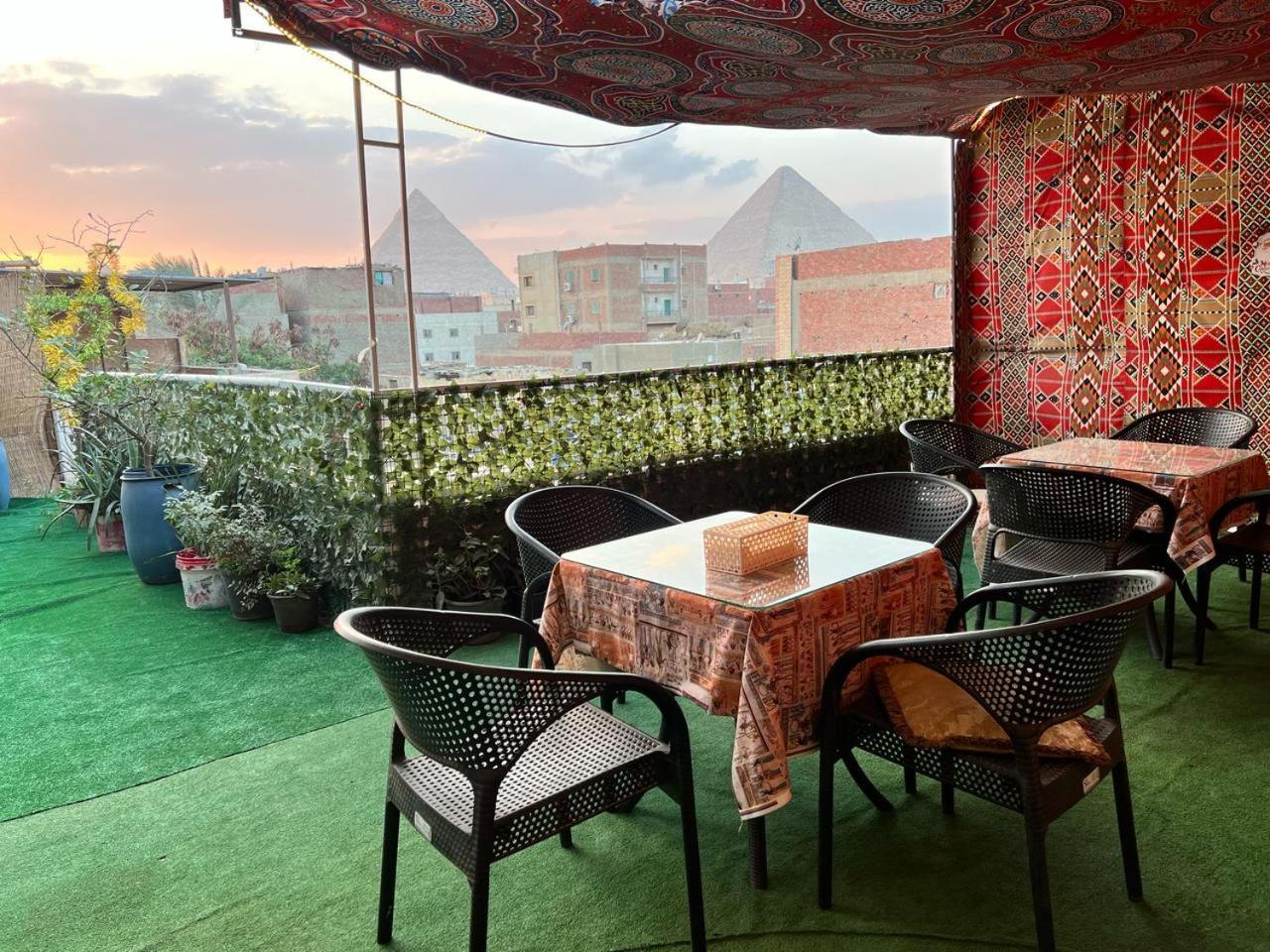 Jana Pyramids View In 3 Bed and Breakfast Kafret el-Gabal Buitenkant foto